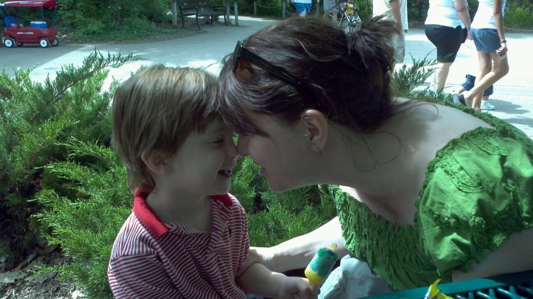 279904_2236641396389_493809_o